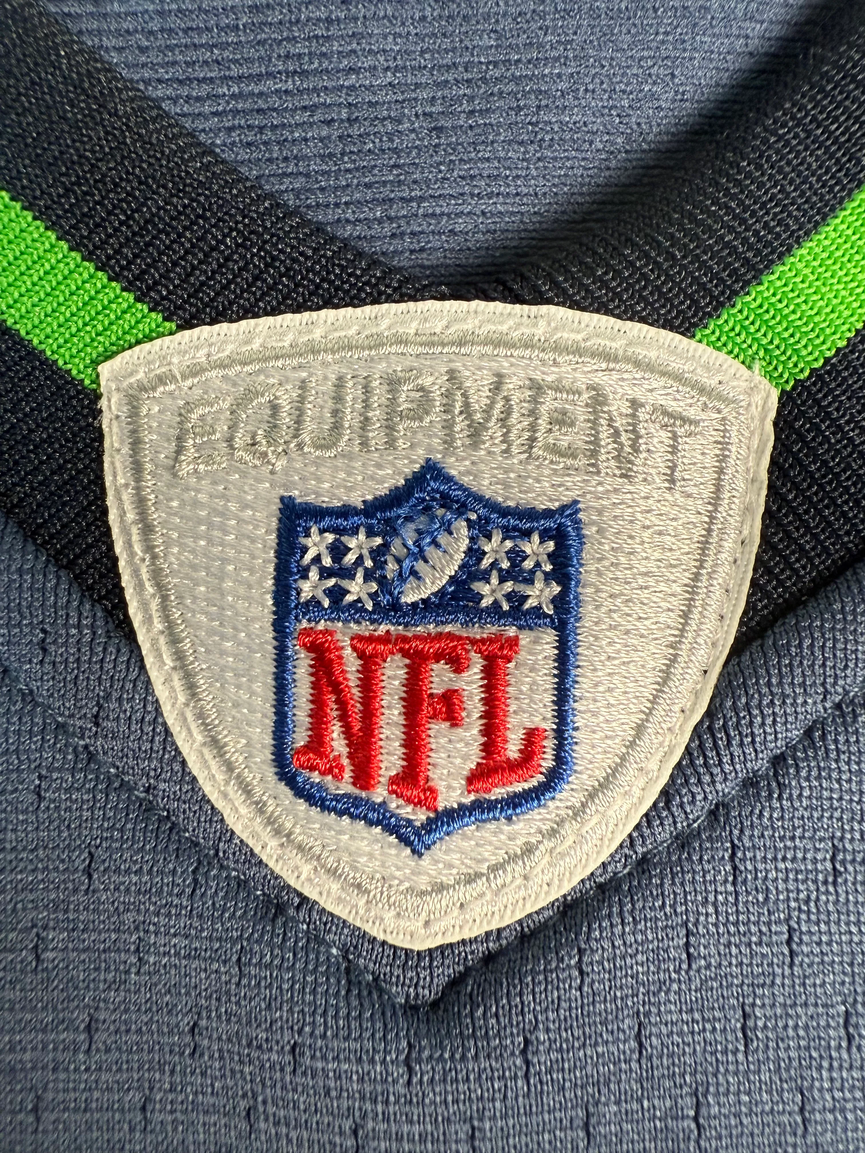 Mitchell & Ness Marshawn Lynch Seattle Seahawks 2010 Legacy Player Jersey (Autographed) - Image 4